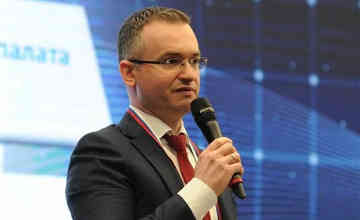 モスクワのイワン・チェベスコフ副財務大臣